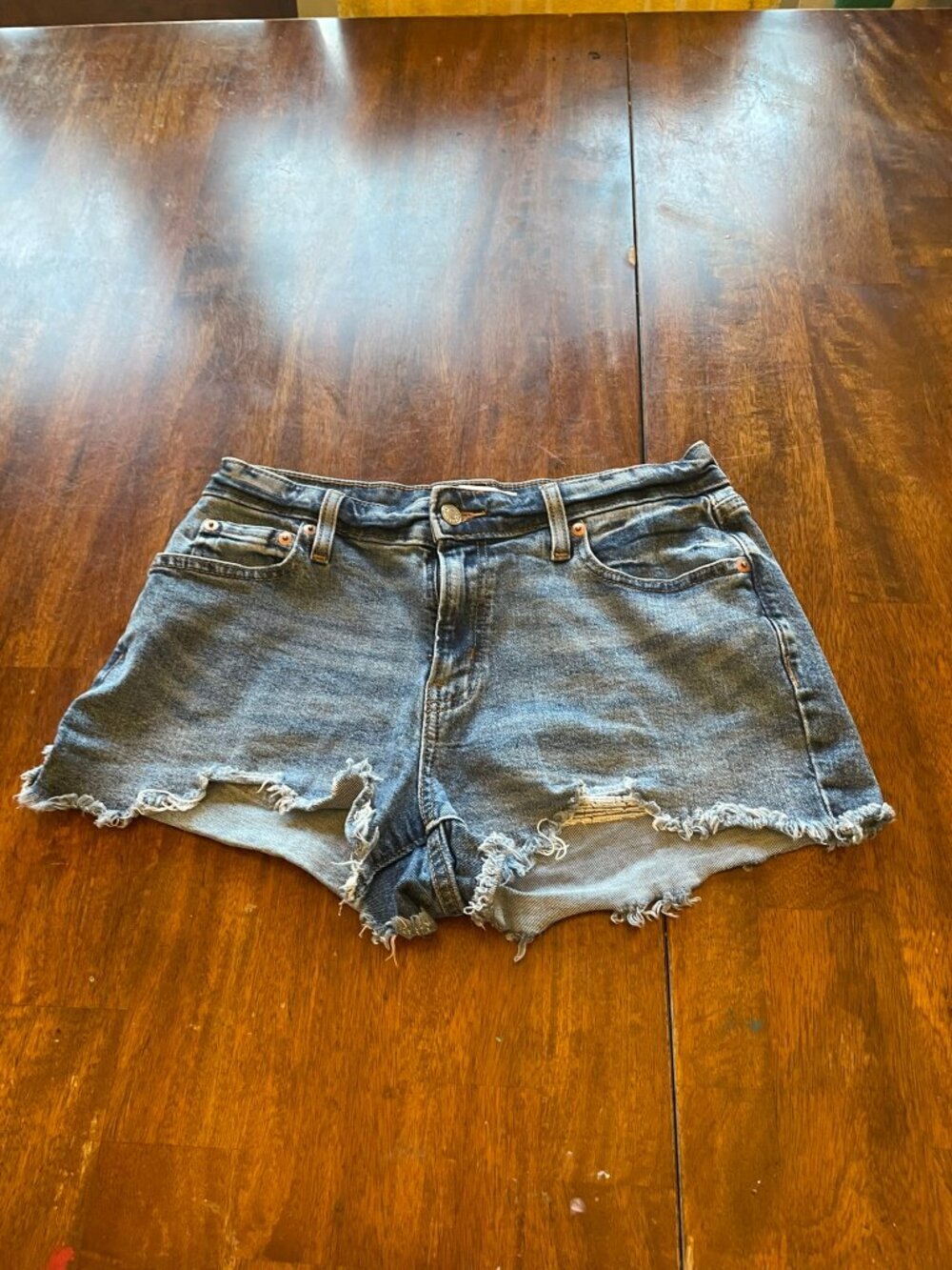 Denizen from Levi's High Rise Raw Hem Cutoff Denim Shorts Sz 8 W29